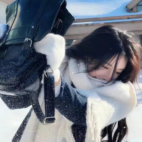 玉米田的小孩
